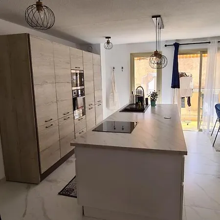 شقة En Exclusivite T3 A 2 Pas Des Plages De St Raphael Saint-Raphaël