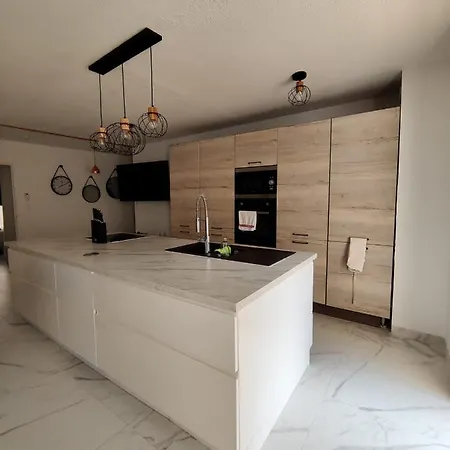 Apartment En Exclusivite T3 A 2 Pas Des Plages De St Raphael *